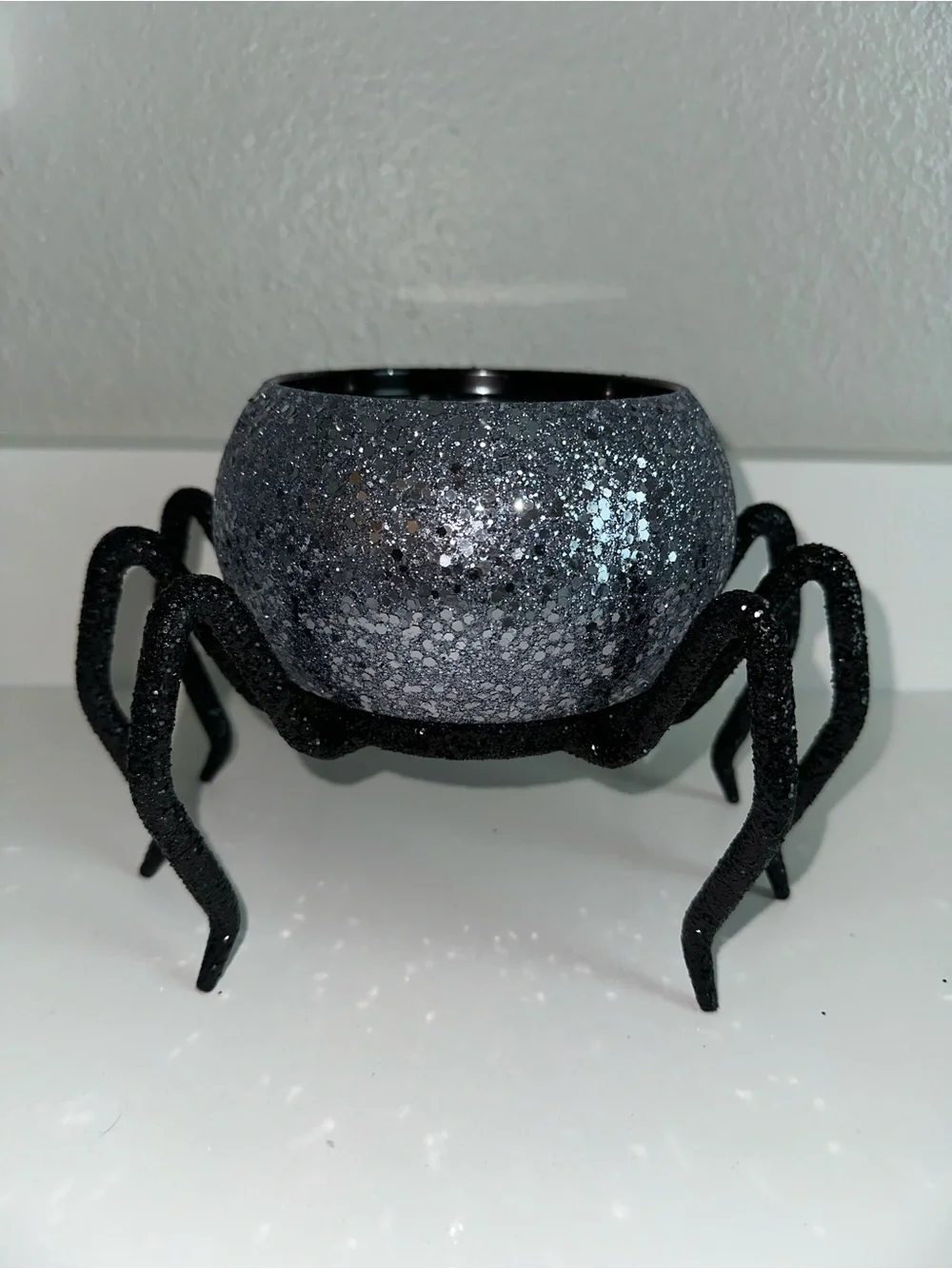Bath & Body Works Halloween 2025 glitter spider 3 wick candle holder decor